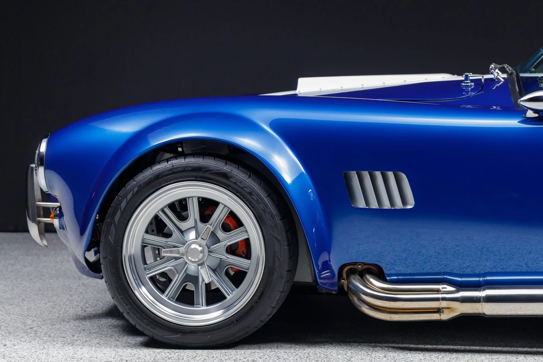 Shelby Cobra Replica - Image 15 of 31