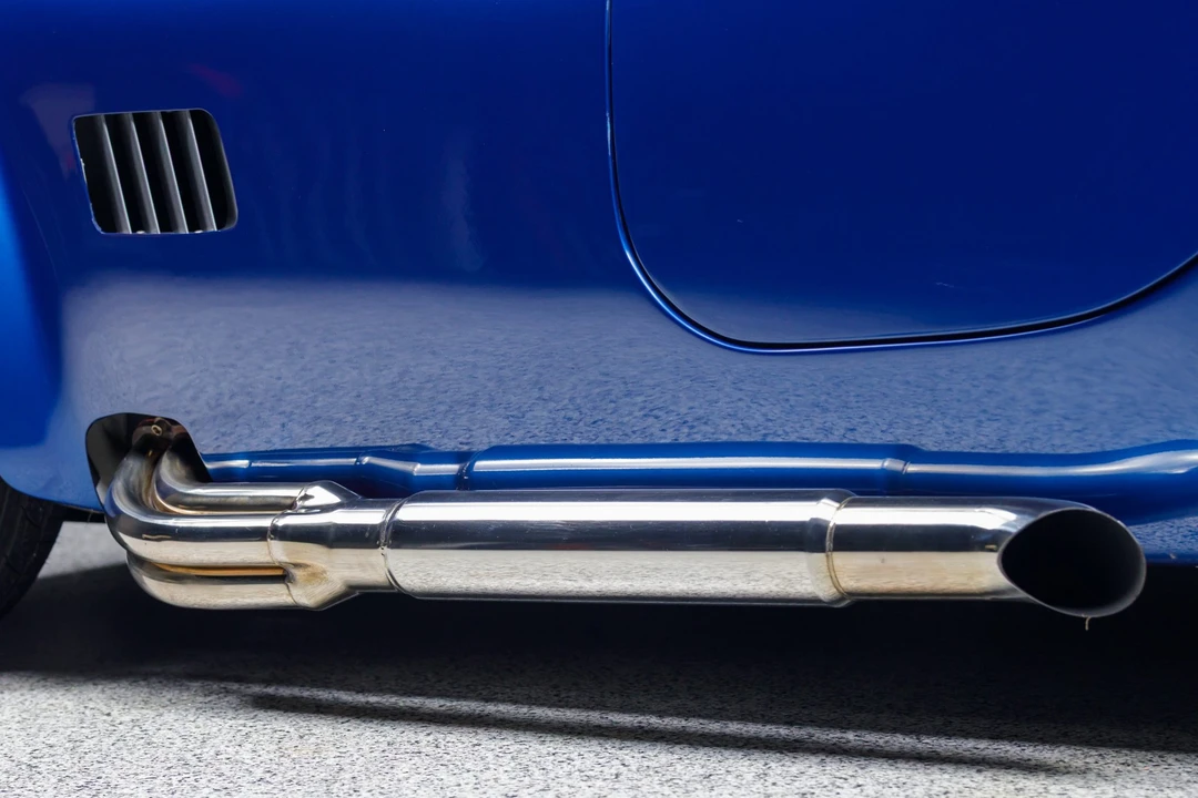 Shelby Cobra Replica - Image 27 of 31