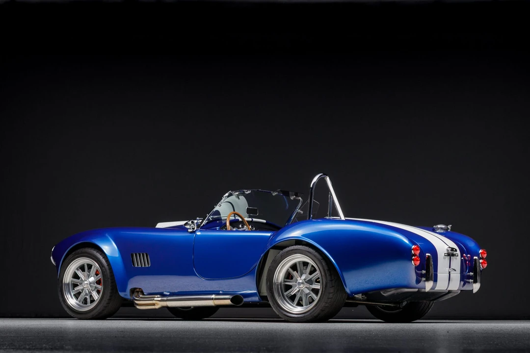 Shelby Cobra Replica - Image 13 of 31
