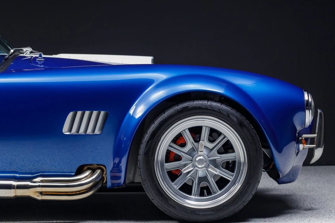 Shelby Cobra Replica - Image 18 of 31