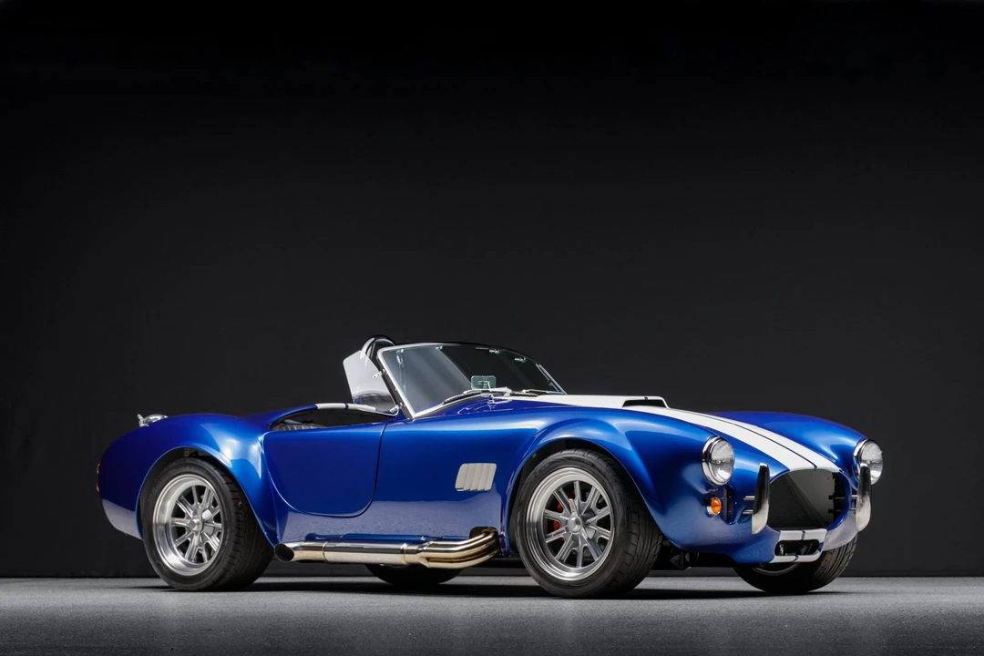 Shelby Cobra Replica - Image 7 of 31