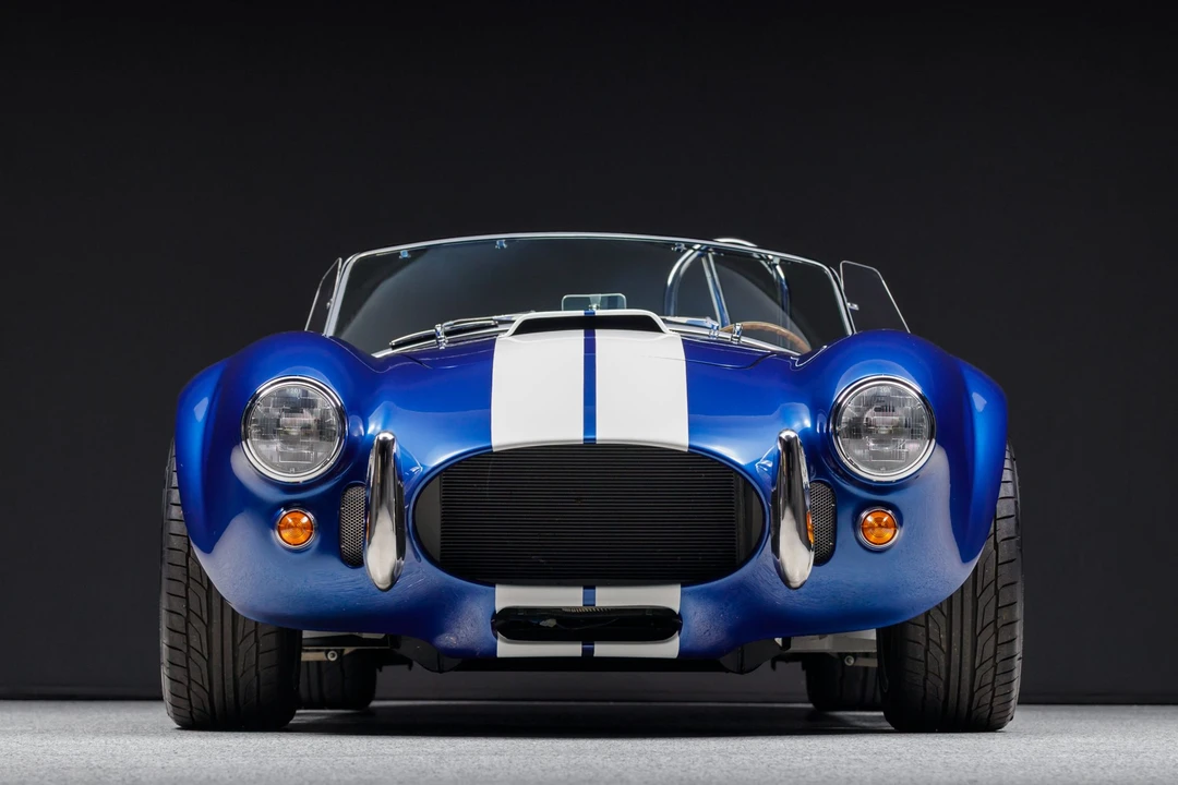 Shelby Cobra Replica - Image 4 of 31