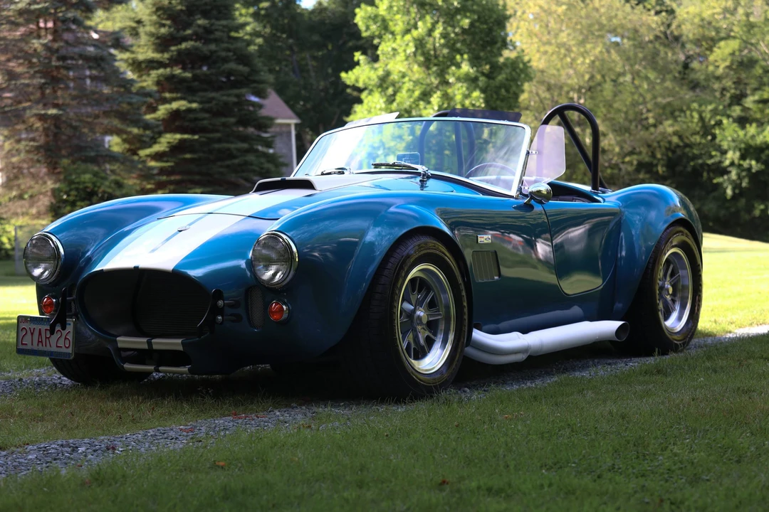 Factory Five Roadster - Image 7 of 31