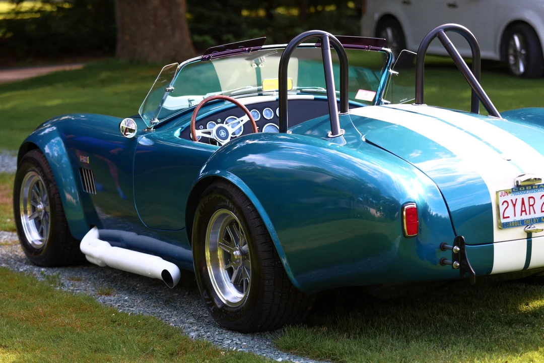 Factory Five Roadster - Image 15 of 31