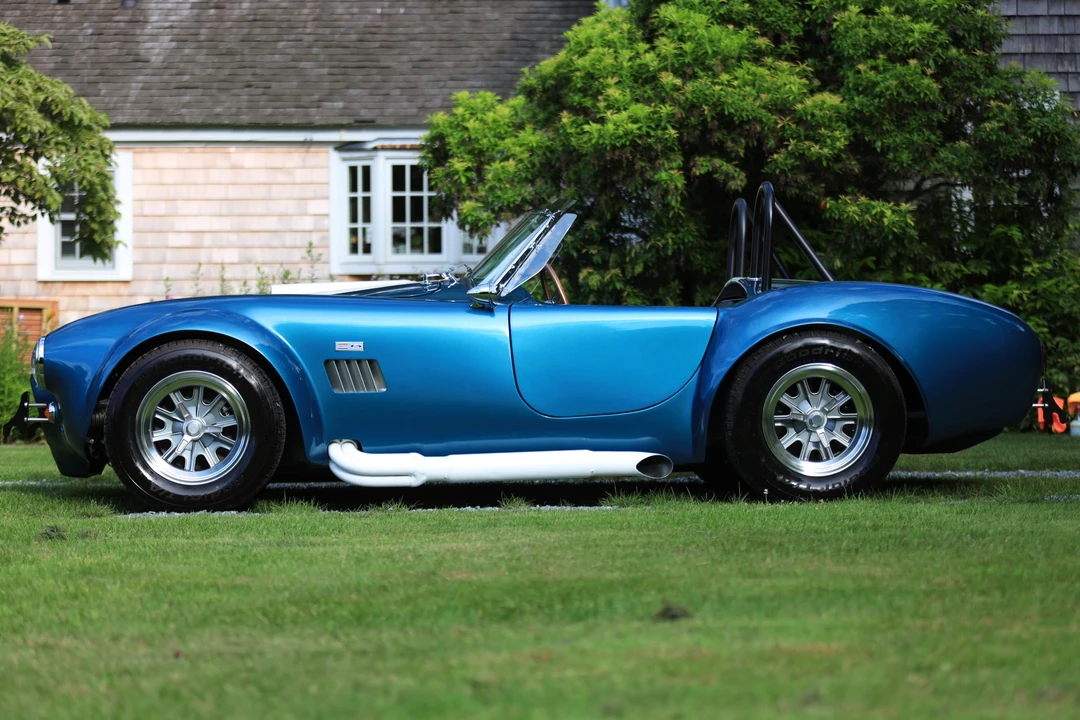 Factory Five Roadster - Image 14 of 31
