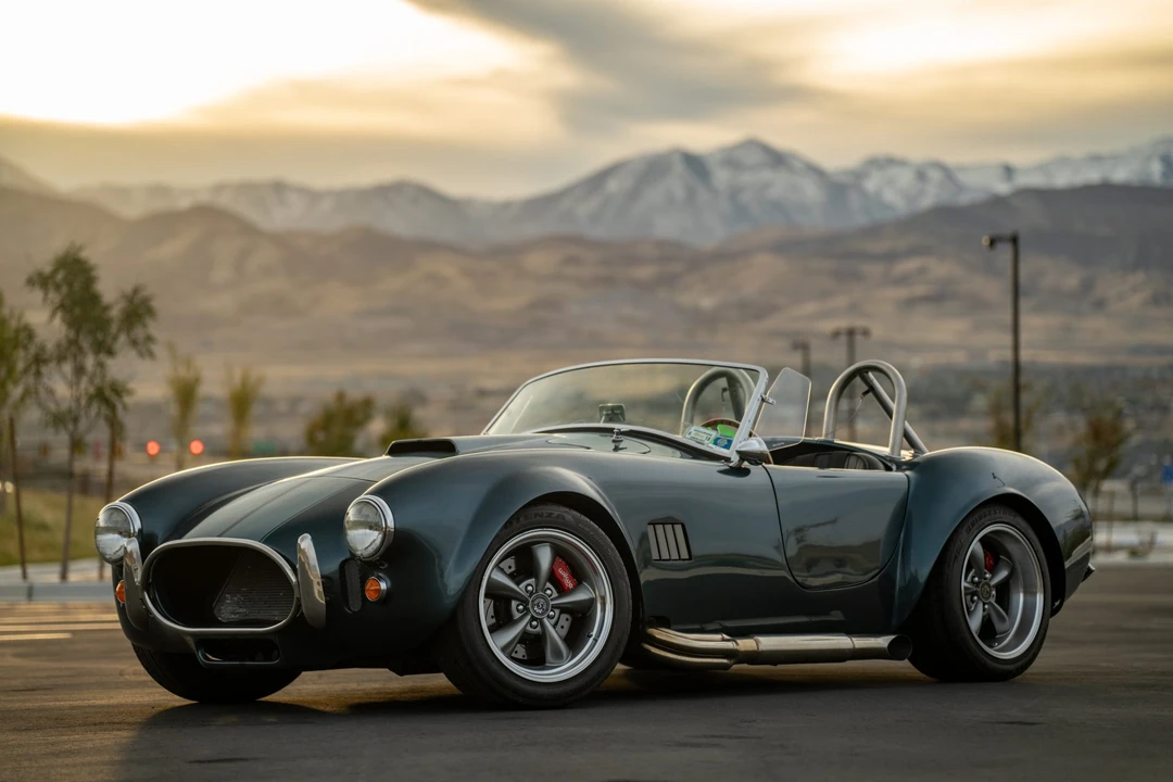 Shelby Cobra Replica - Image 13 of 31