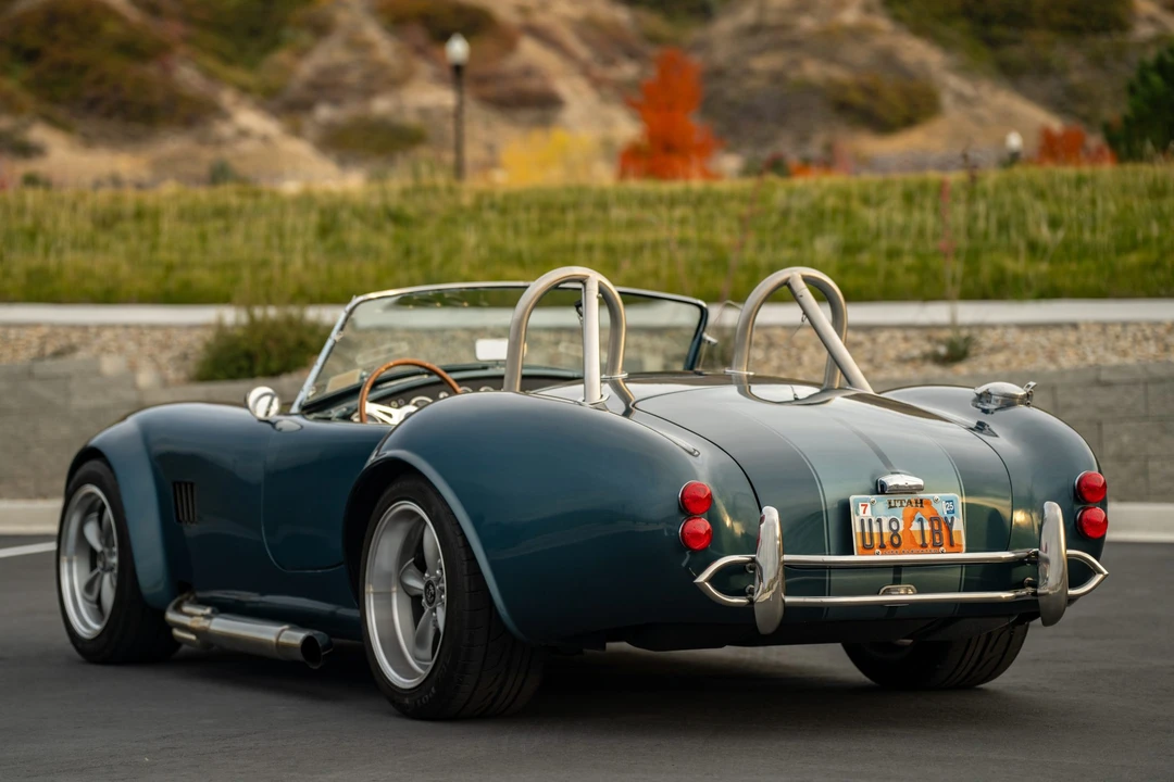 Shelby Cobra Replica - Image 15 of 31