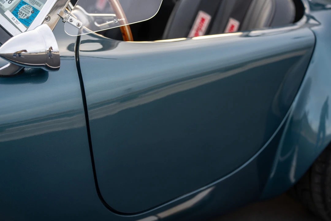 Shelby Cobra Replica - Image 24 of 31