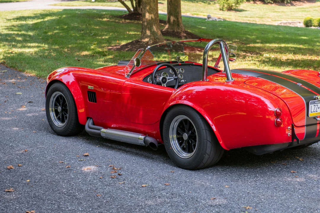 Shelby Cobra Replica - Image 11 of 31