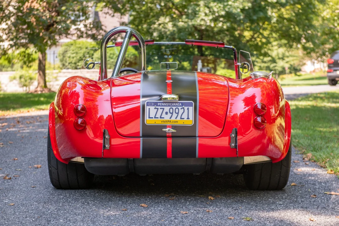 Shelby Cobra Replica - Image 7 of 31