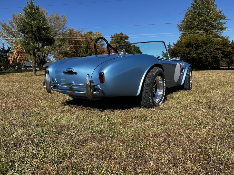 Shelby Cobra Replica - Image 7 of 31
