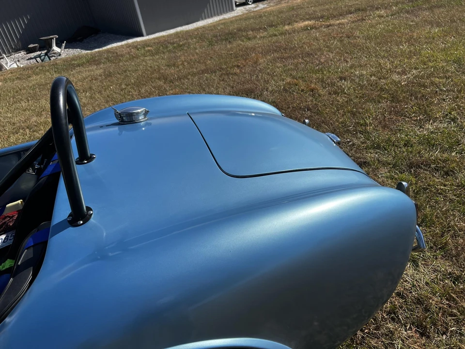 Shelby Cobra Replica - Image 26 of 31
