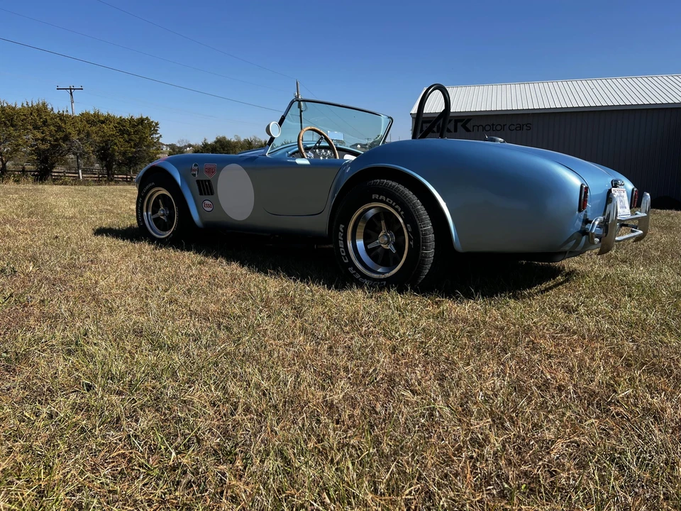 Shelby Cobra Replica - Image 4 of 31