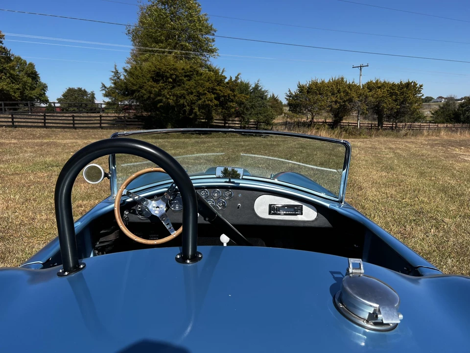 Shelby Cobra Replica - Image 29 of 31