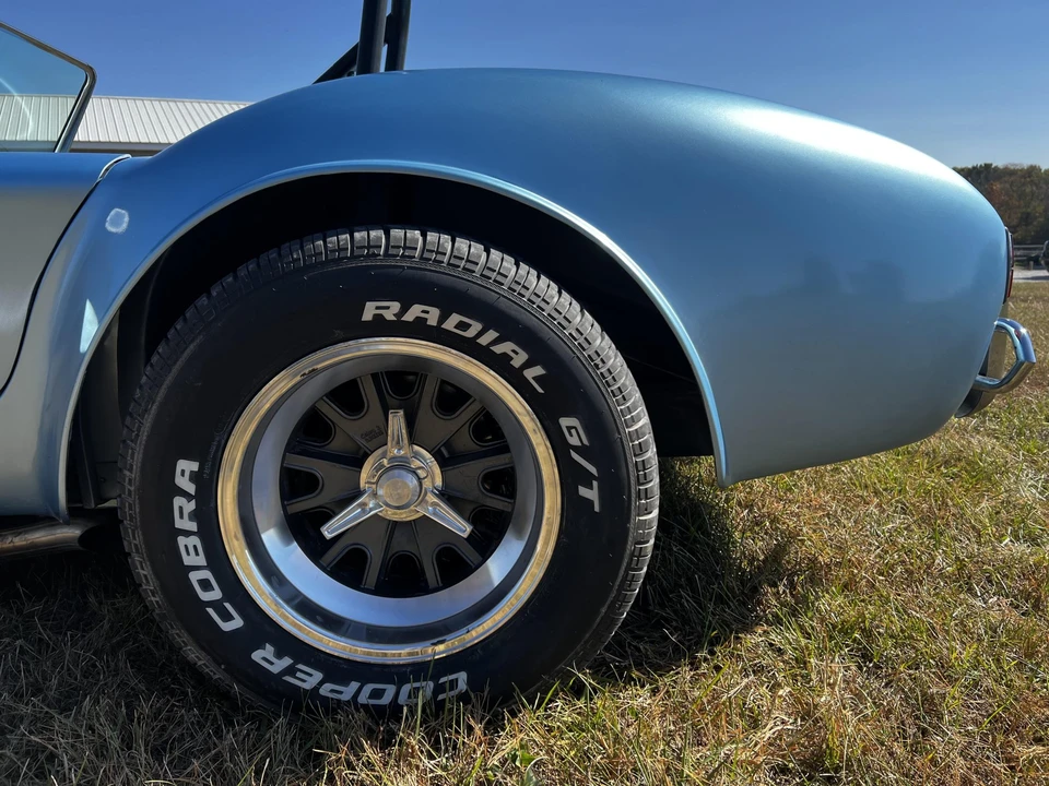 Shelby Cobra Replica - Image 27 of 31