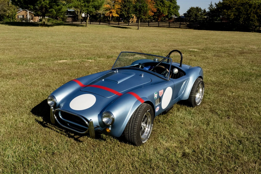 Shelby Cobra Replica - Image 12 of 31