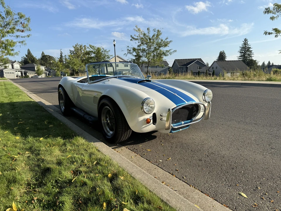 Shelby Cobra Replica - Image 26 of 31
