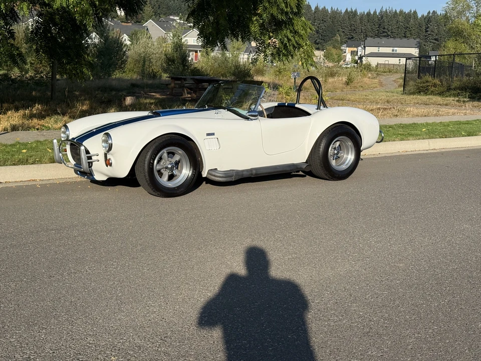 Shelby Cobra Replica - Image 3 of 31