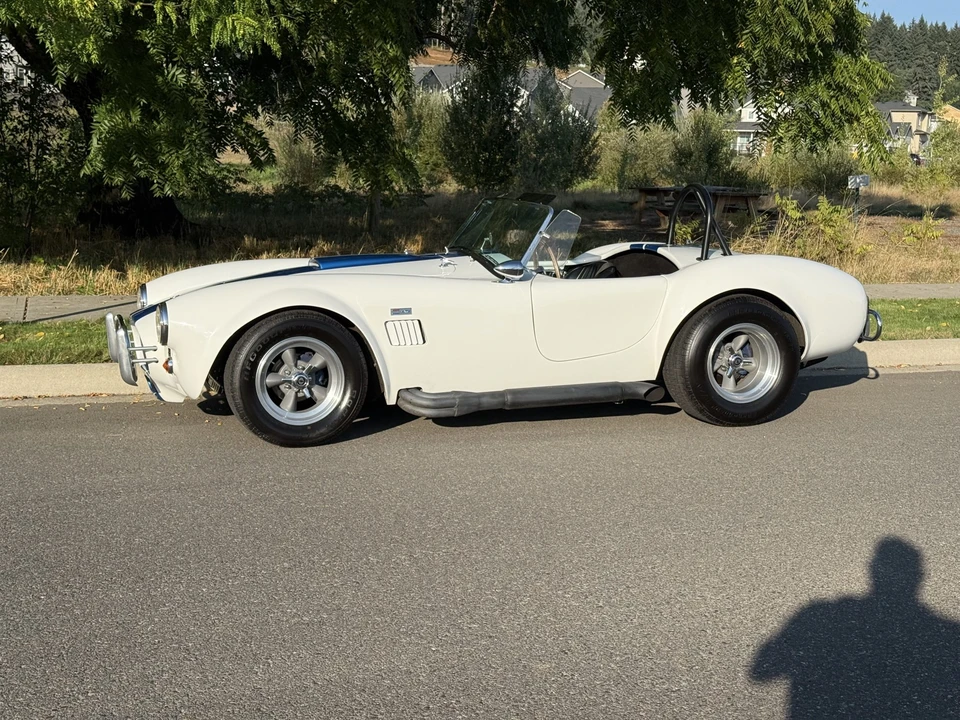 Shelby Cobra Replica - Image 4 of 31