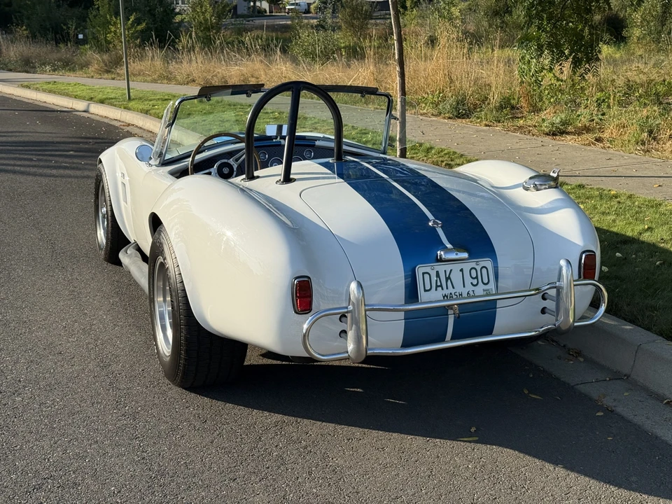 Shelby Cobra Replica - Image 13 of 31