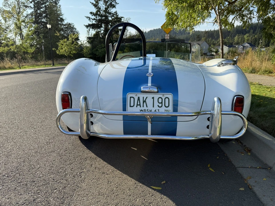 Shelby Cobra Replica - Image 18 of 31
