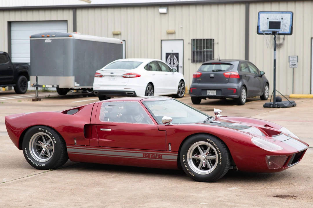 Ford Replica - Image 11 of 31