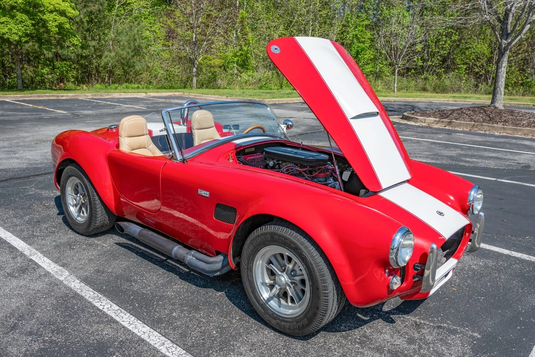 Shelby Cobra Replica - Image 15 of 31