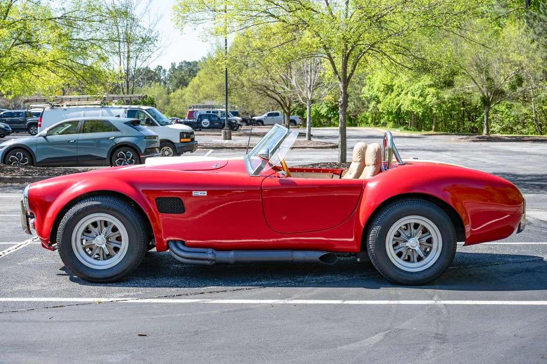 Shelby Cobra Replica - Image 13 of 31