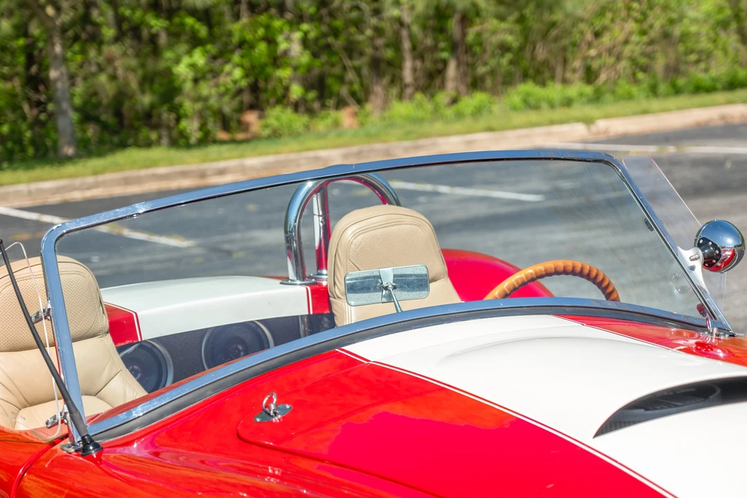 Shelby Cobra Replica - Image 29 of 31