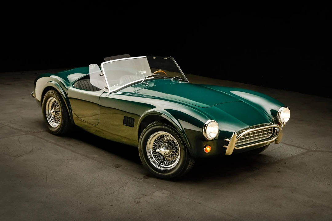 Shelby Cobra Replica - Image 7 of 31