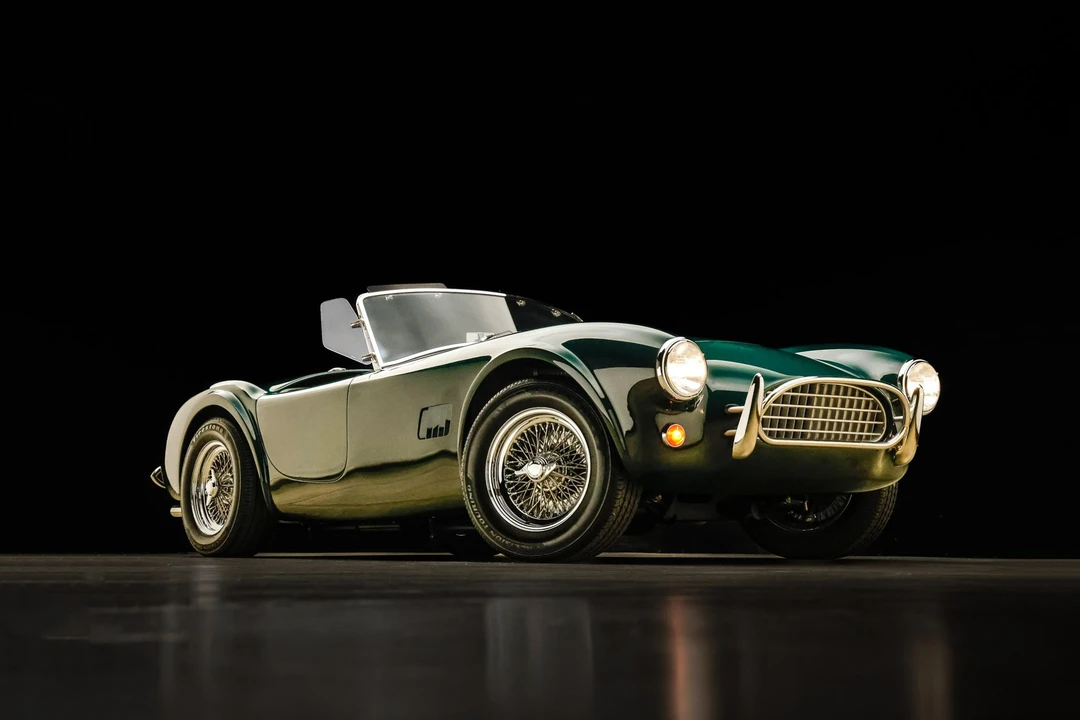 Shelby Cobra Replica - Image 9 of 31