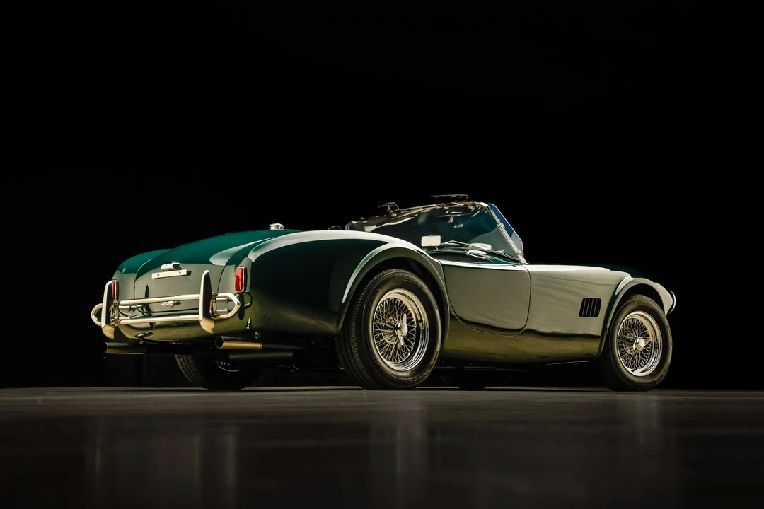 Shelby Cobra Replica - Image 17 of 31