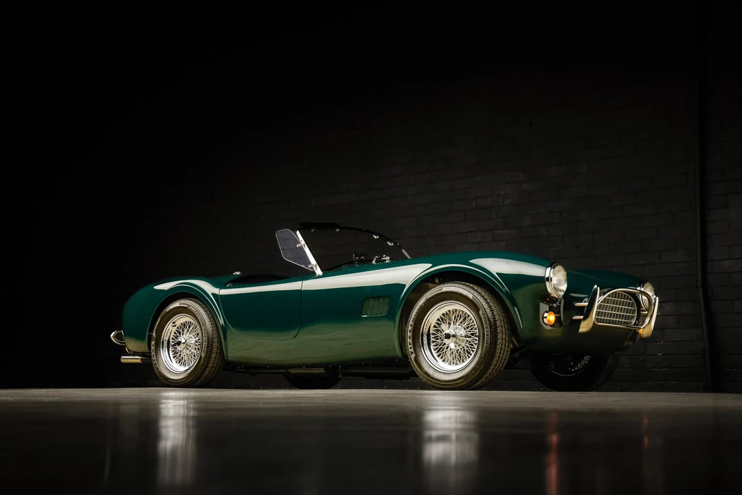 Shelby Cobra Replica - Image 11 of 31