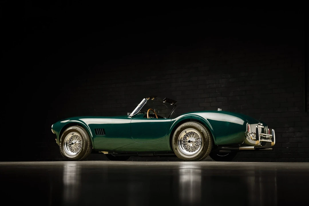 Shelby Cobra Replica - Image 24 of 31