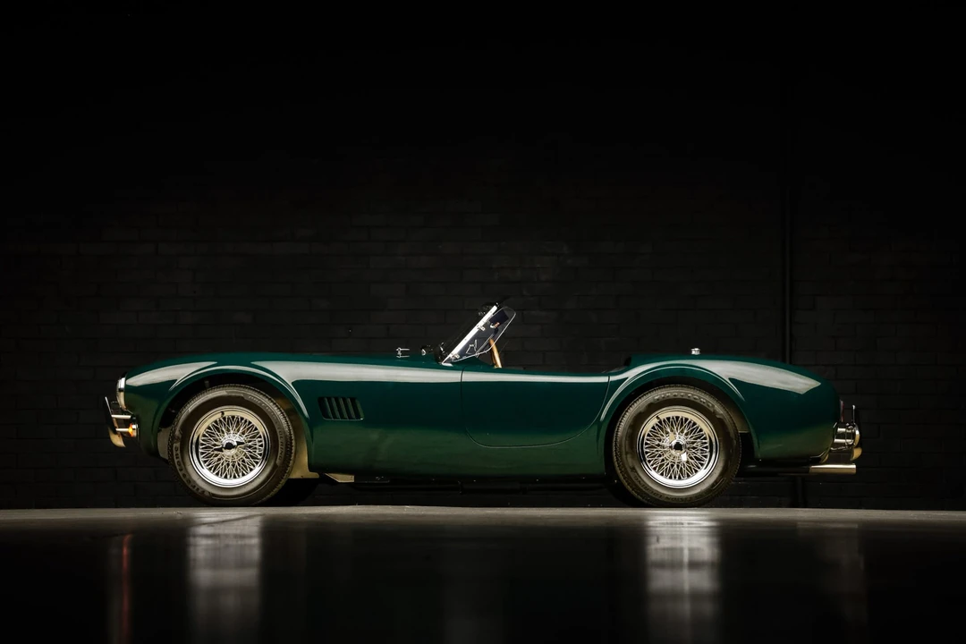 Shelby Cobra Replica - Image 25 of 31