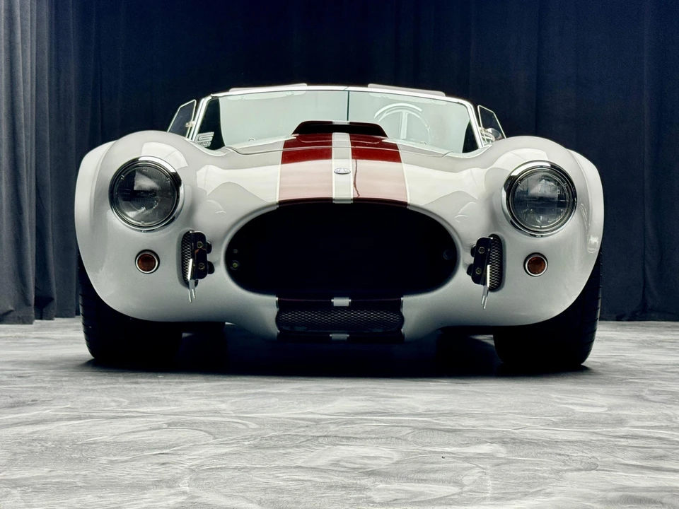 Shelby Cobra Replica - Image 30 of 31