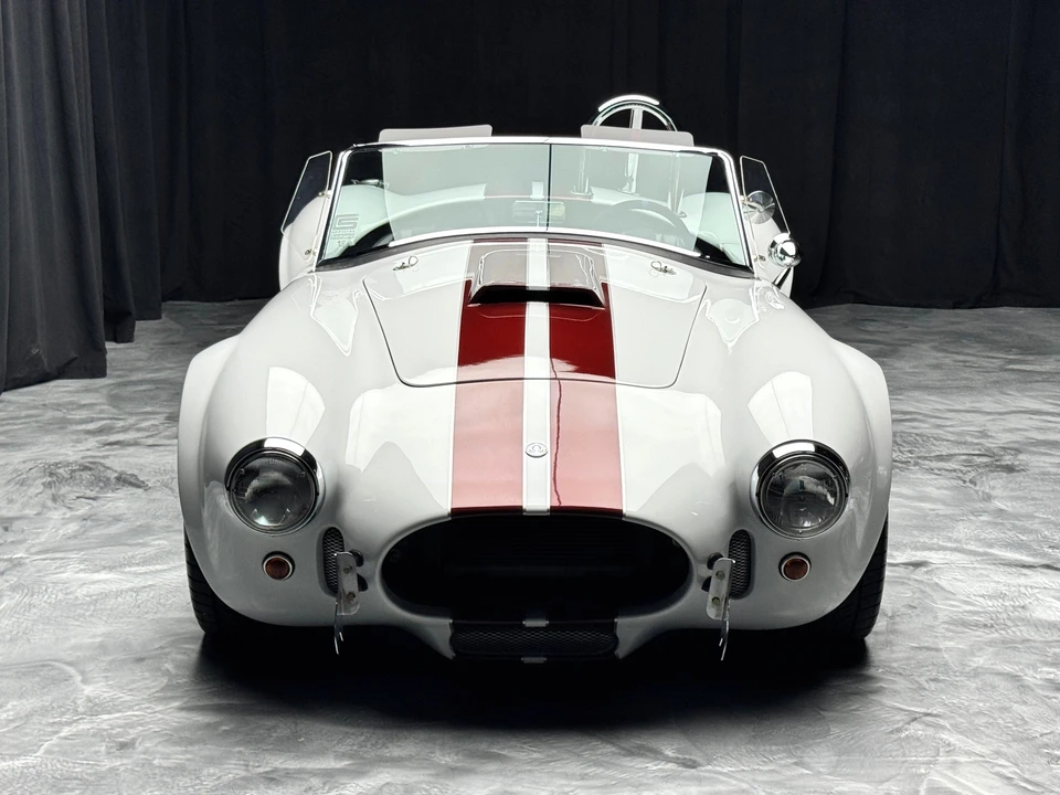 Shelby Cobra Replica - Image 28 of 31