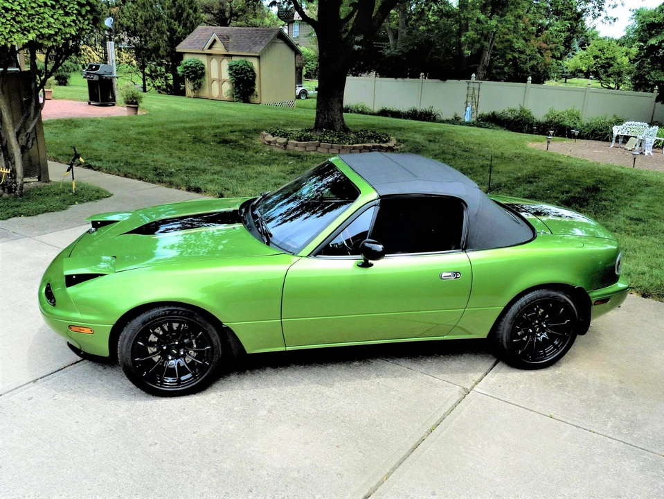 1990 Mazda NA MX-5 Miata - Image 18 of 31