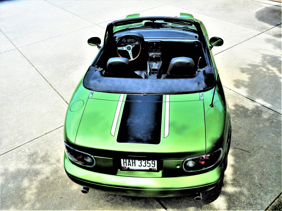 1990 Mazda NA MX-5 Miata - Image 26 of 31