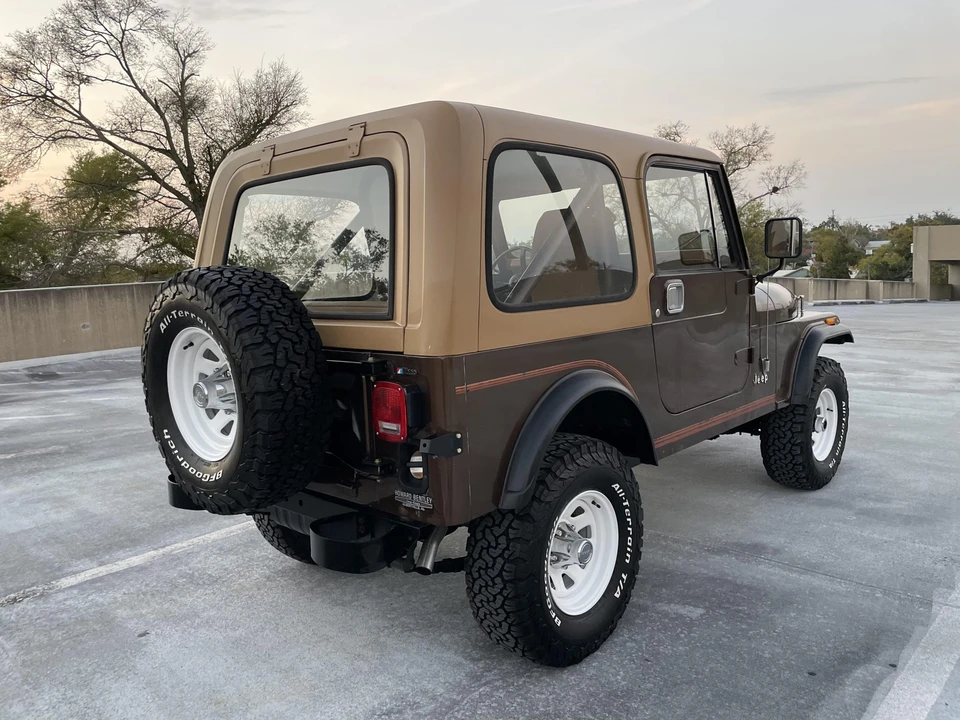 1985 Jeep CJ7 - Image 9 of 31