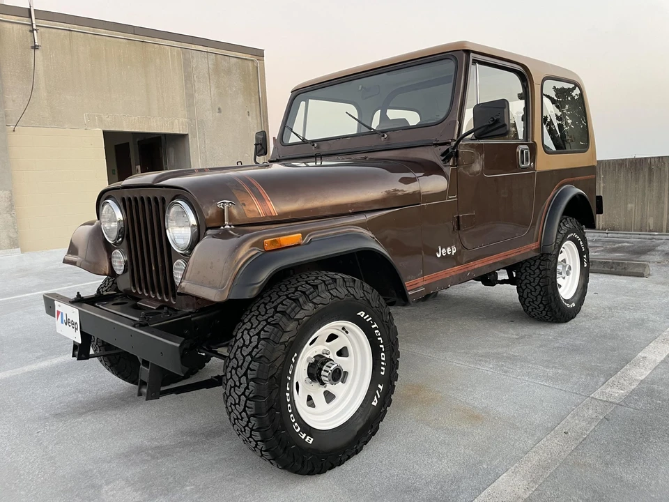 1985 Jeep CJ7 - Image 2 of 31