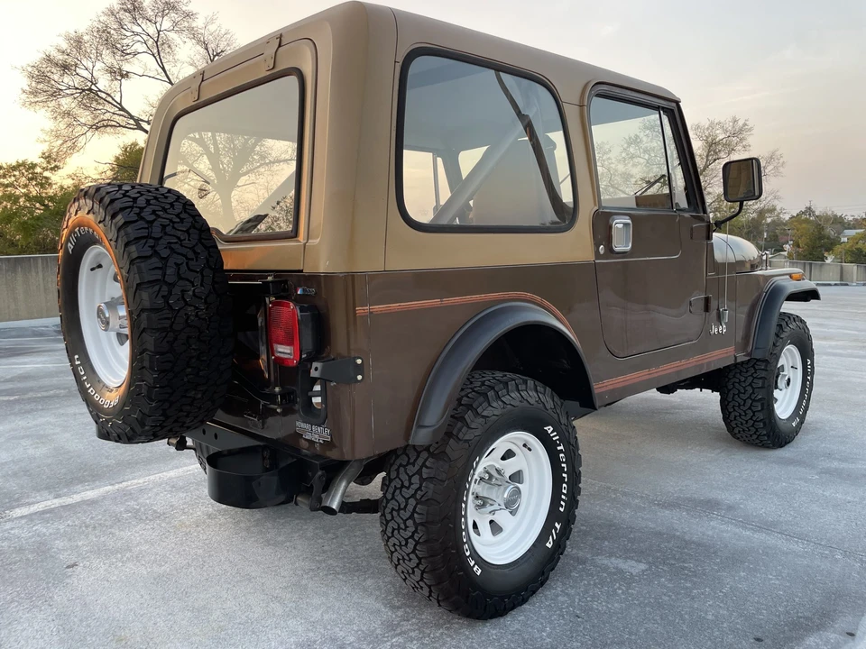 1985 Jeep CJ7 - Image 10 of 31