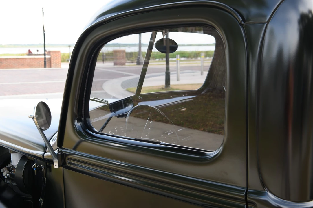 Ford Pickup (1940-1947) - Image 27 of 31