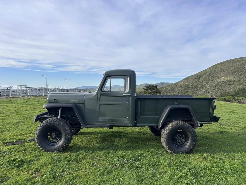 Willys Pickup - Image 14 of 31