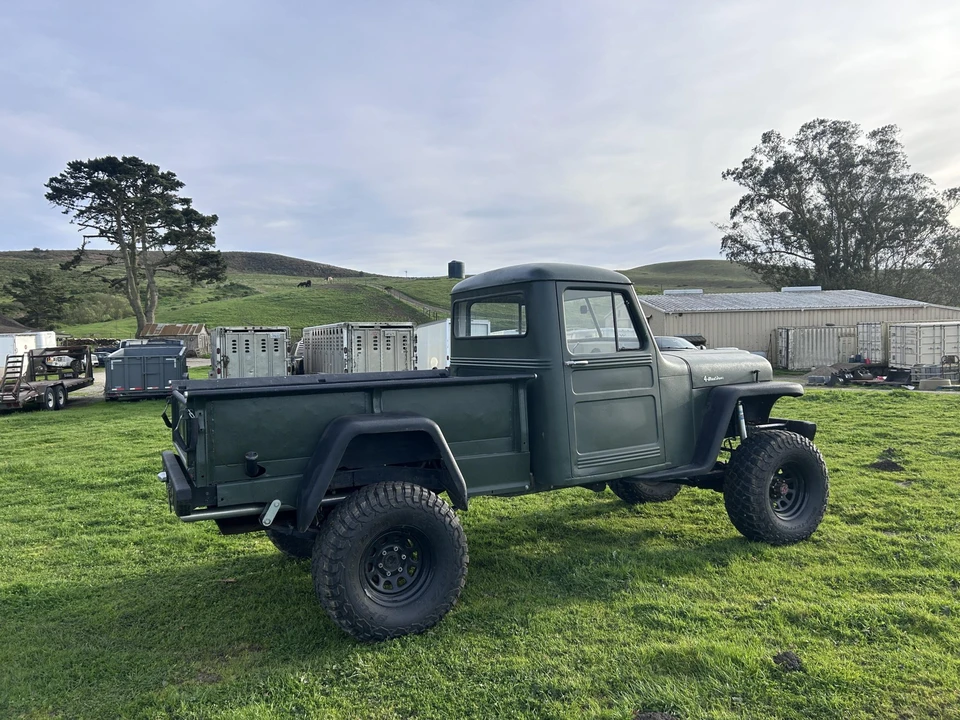 Willys Pickup - Image 9 of 31