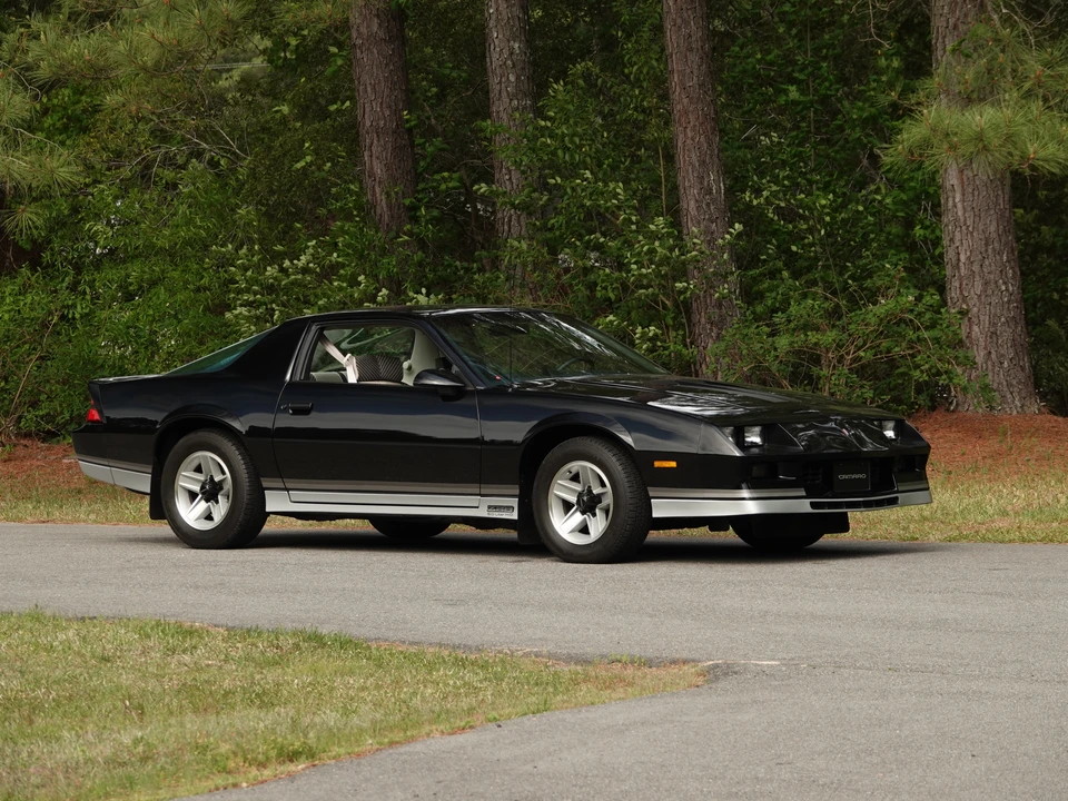 1984 Chevrolet Camaro - Image 6 of 31