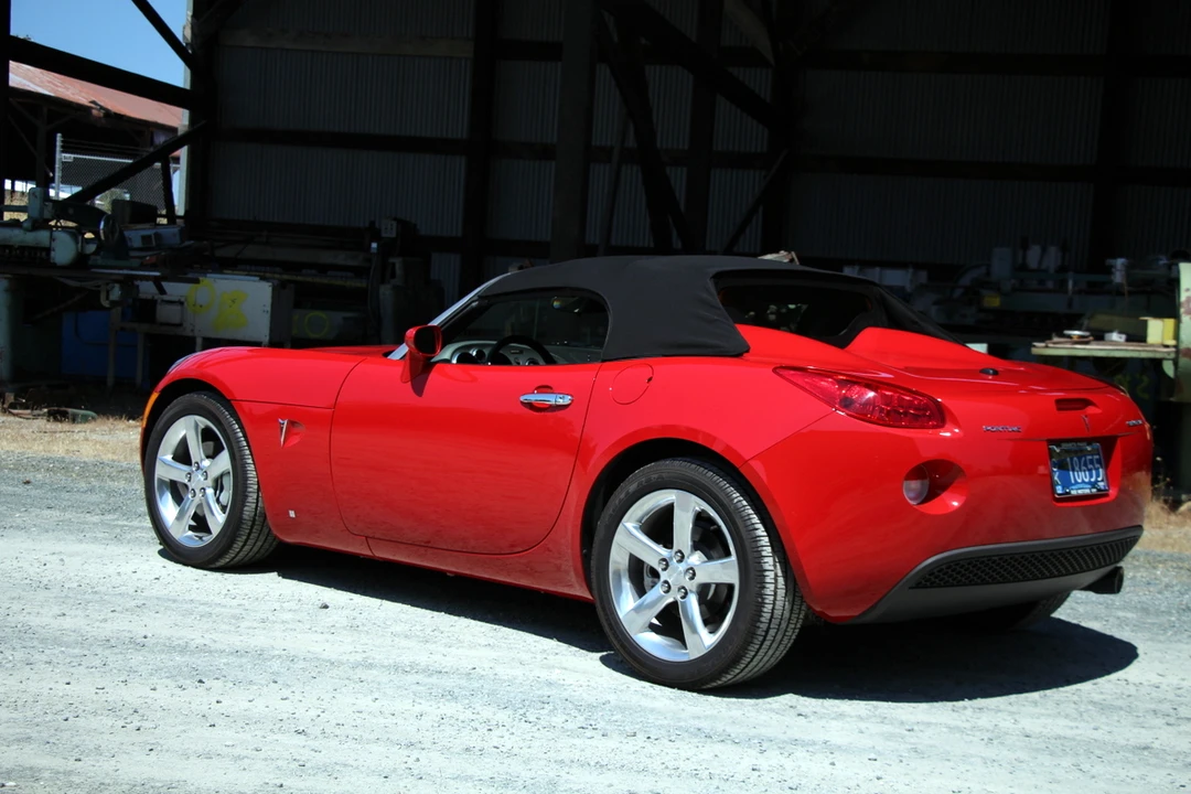 2006 Pontiac Solstice - Image 18 of 31