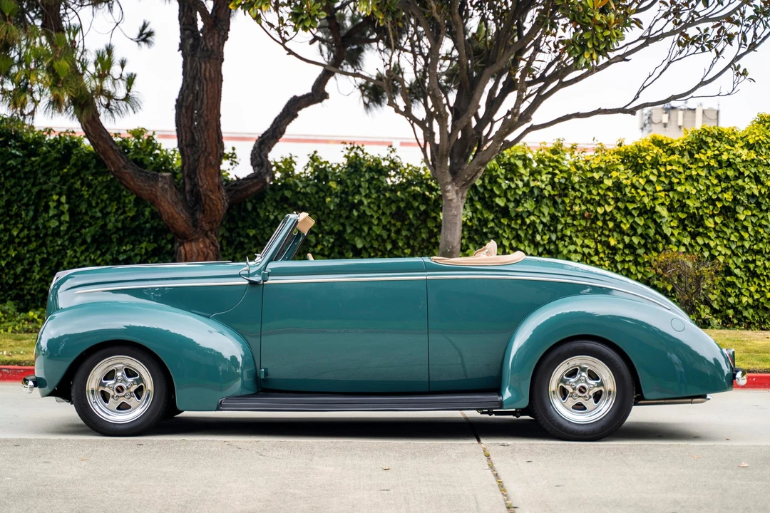 1939 Ford Standard & Deluxe & Super Deluxe - Image 5 of 31