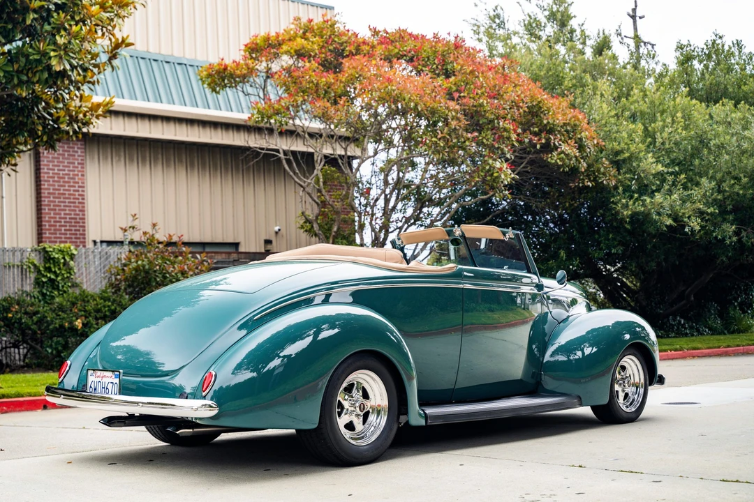 1939 Ford Standard & Deluxe & Super Deluxe - Image 8 of 31