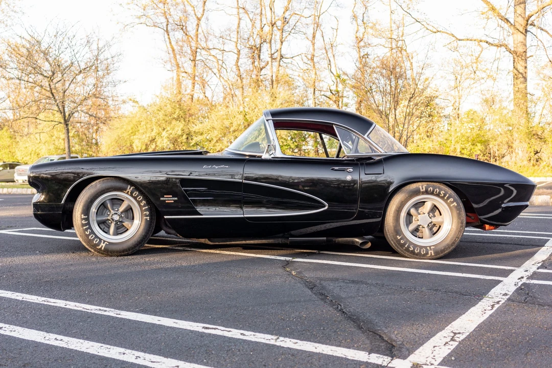1961 Chevrolet Corvette C1 - Image 15 of 31